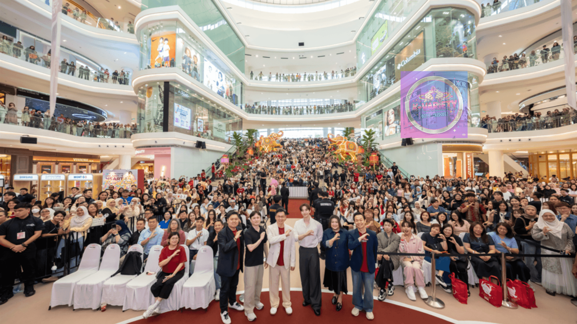 Lee Junho Hangatkan Acara Pop-up CUCKOOTOPIA di Pavilion Bukit Jalil